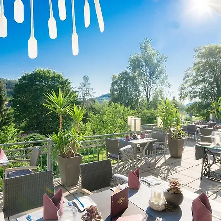 Land-Gut-Hotel Felsentor Hauenstein