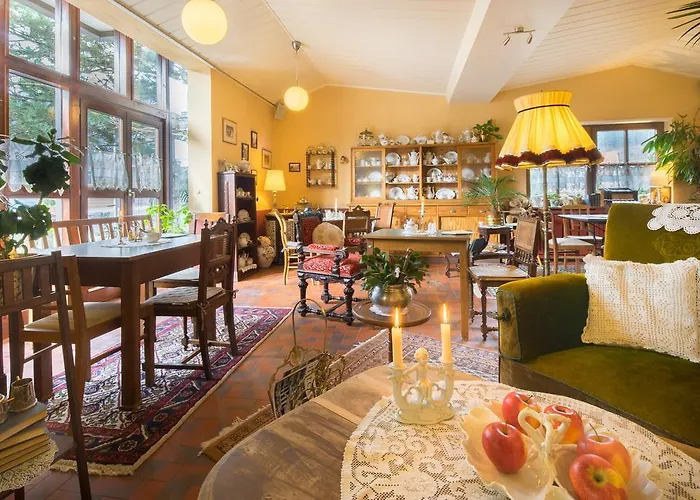 Land-Gut-Hotel Felsentor 게스트하우스 3*