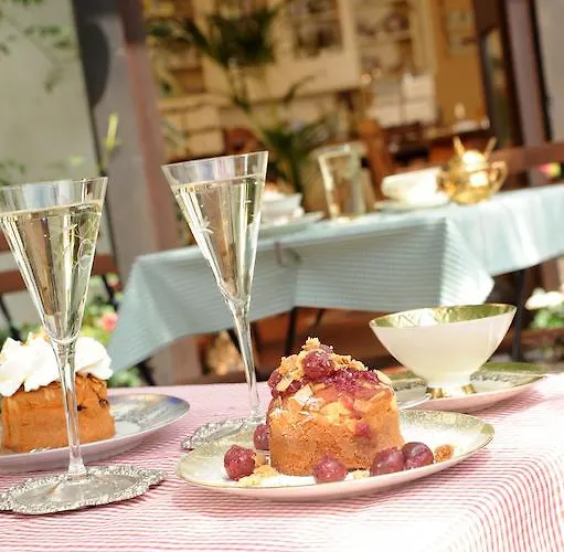 게스트하우스 Land-Gut-Hotel Felsentor 하우엔스타인